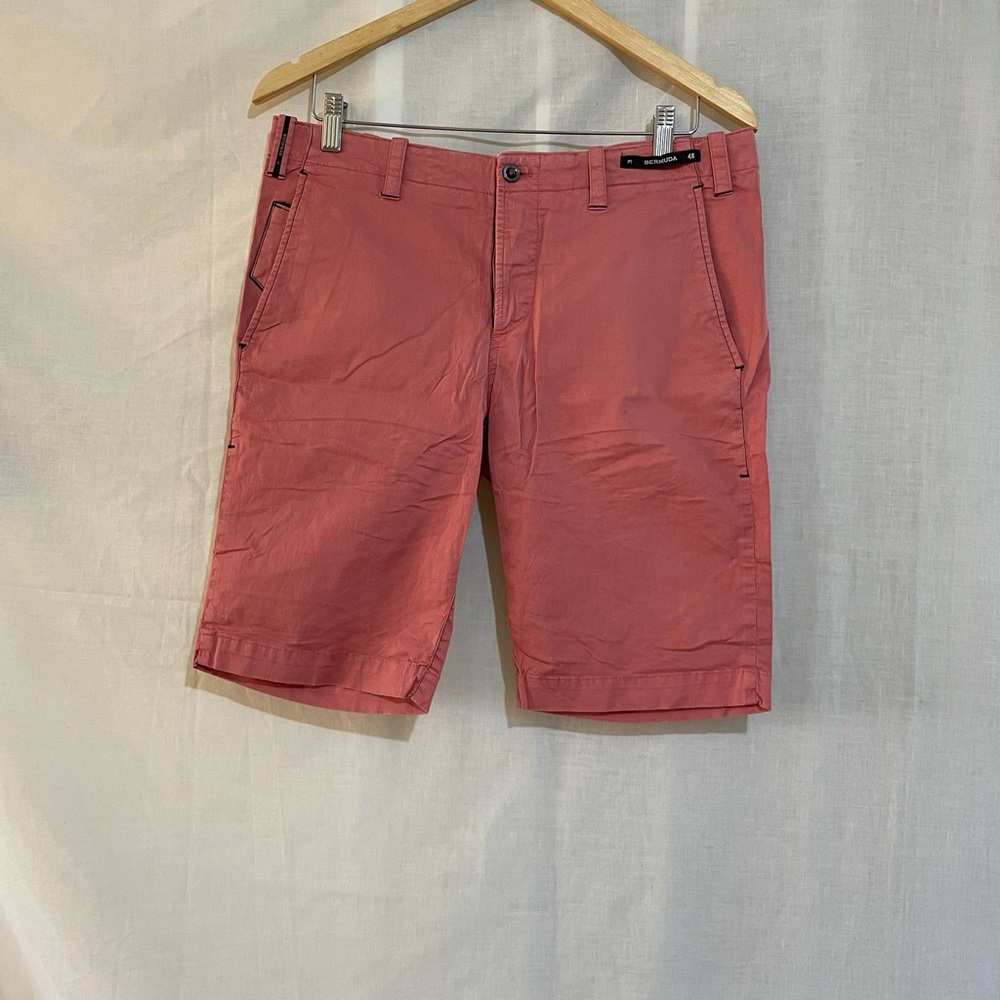 PT Bermuda Men’s Chino Shorts Size 33 Red Made in Romania 98% Cotton
